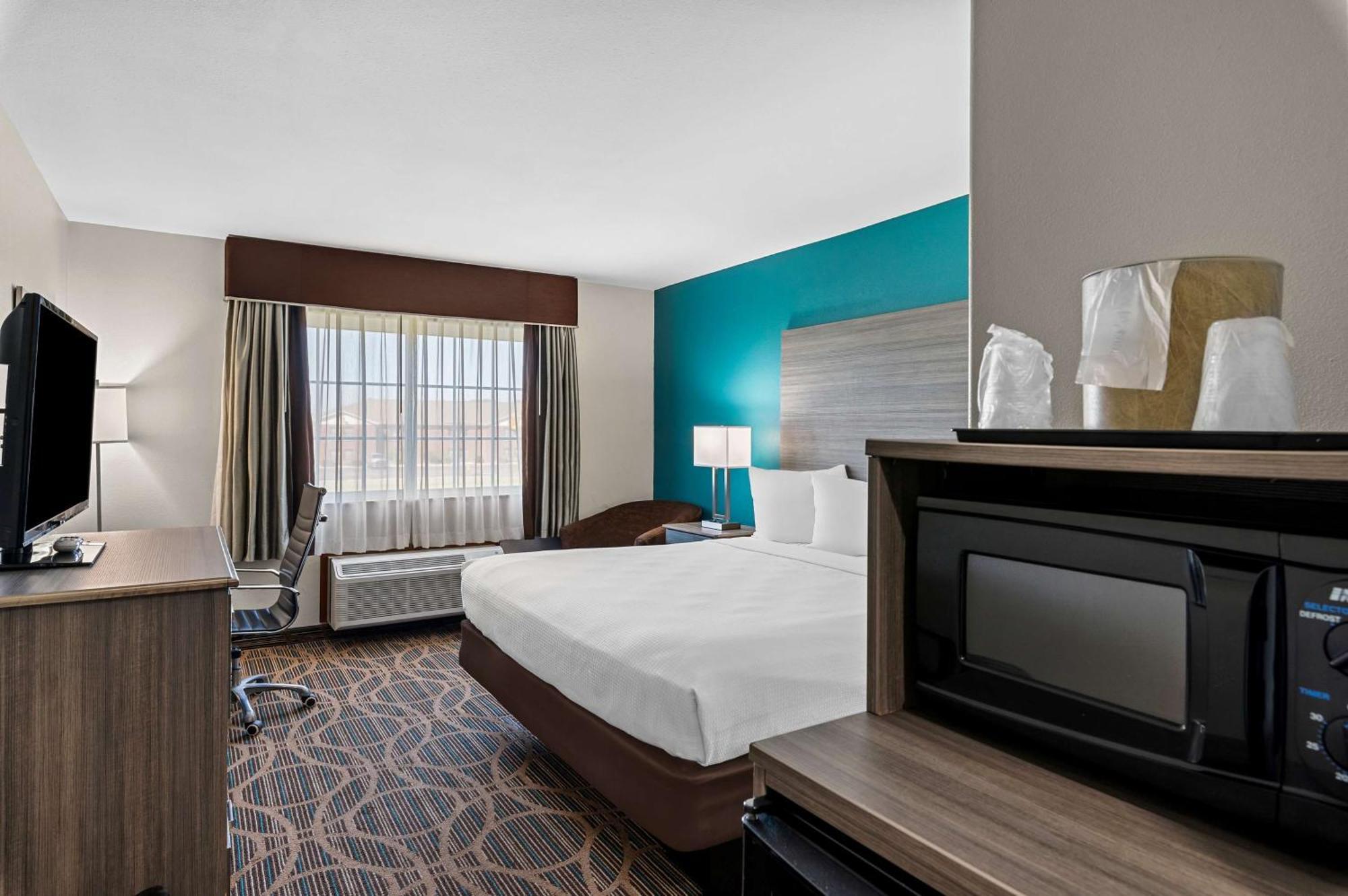 Best Western Presidential Hotel & Suites Pine Bluff Exterior photo