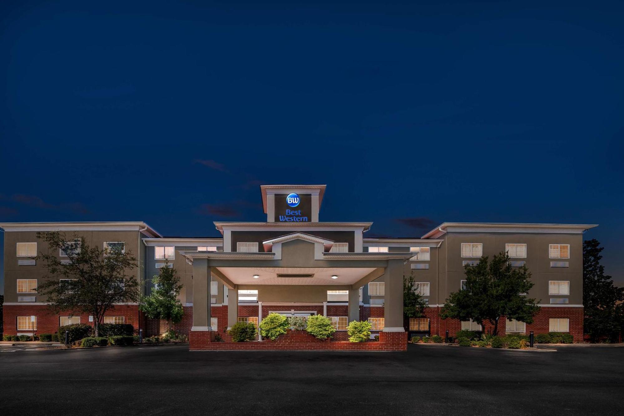Best Western Presidential Hotel & Suites Pine Bluff Exterior photo