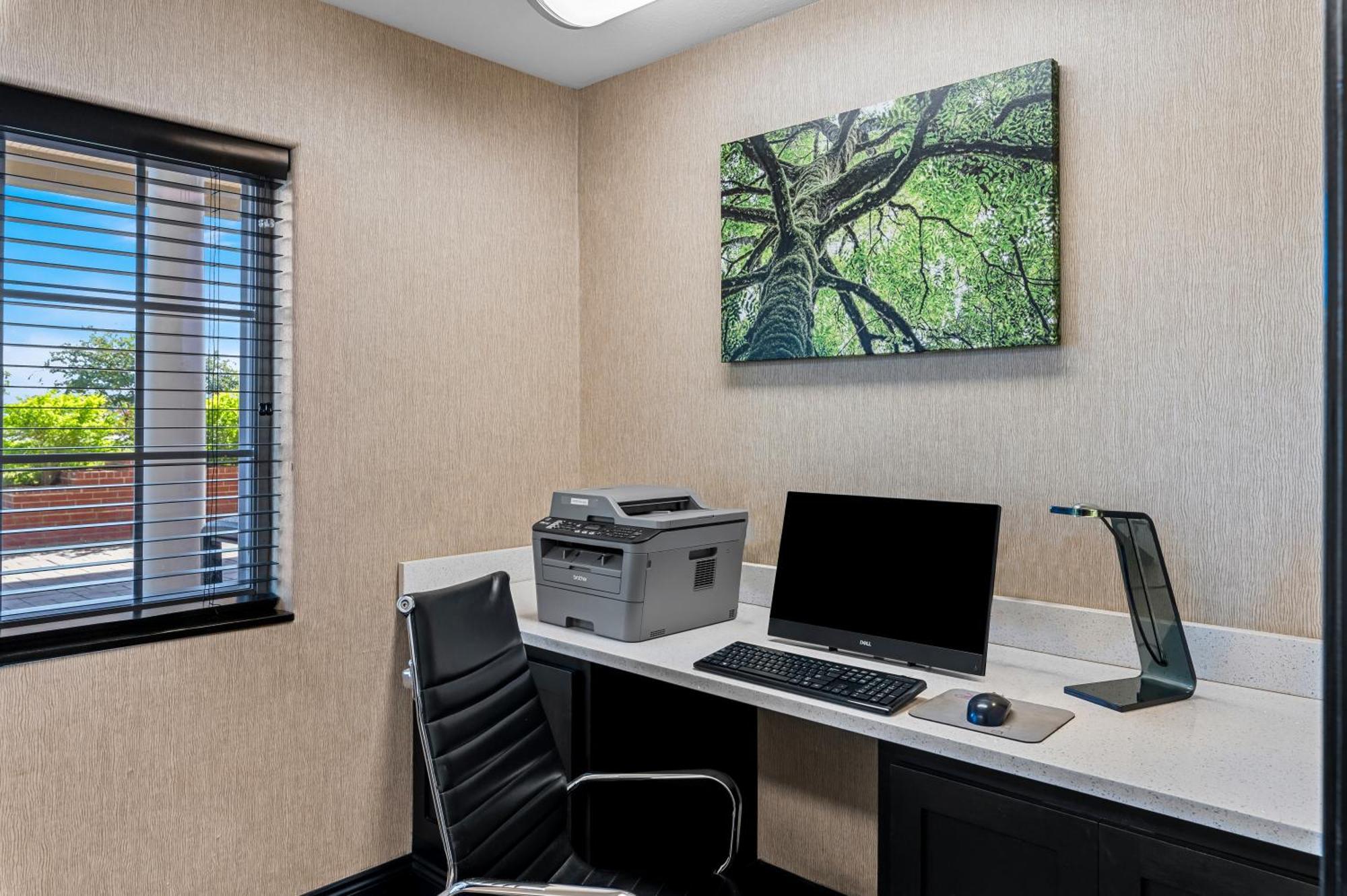 Best Western Presidential Hotel & Suites Pine Bluff Exterior photo